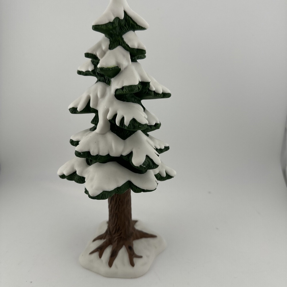 Dept 56 Village Porcelain Pine Tree Heritage Village Snow Large 5218-3 Vintage